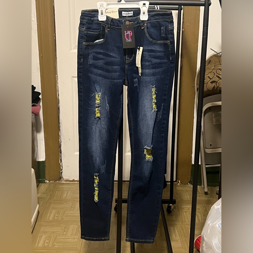 Trendy Ripped Dark Blue Skinny Jeans